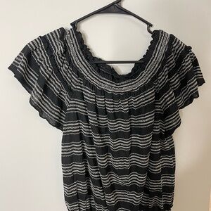 Max Studio Off Shoulder Smocked Blouse Top Peasant Small Excellent Condition